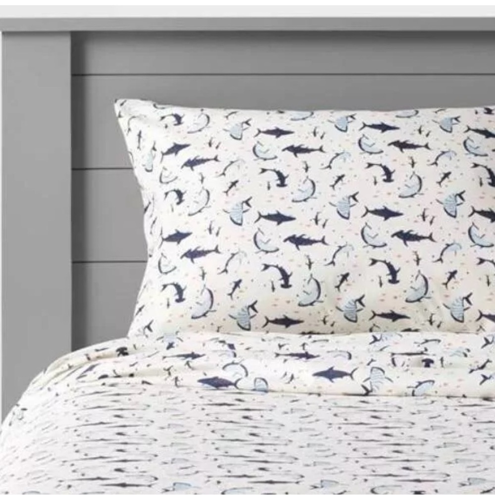 Pillowfort Shark Twin sheet set Soft White Blue NEW